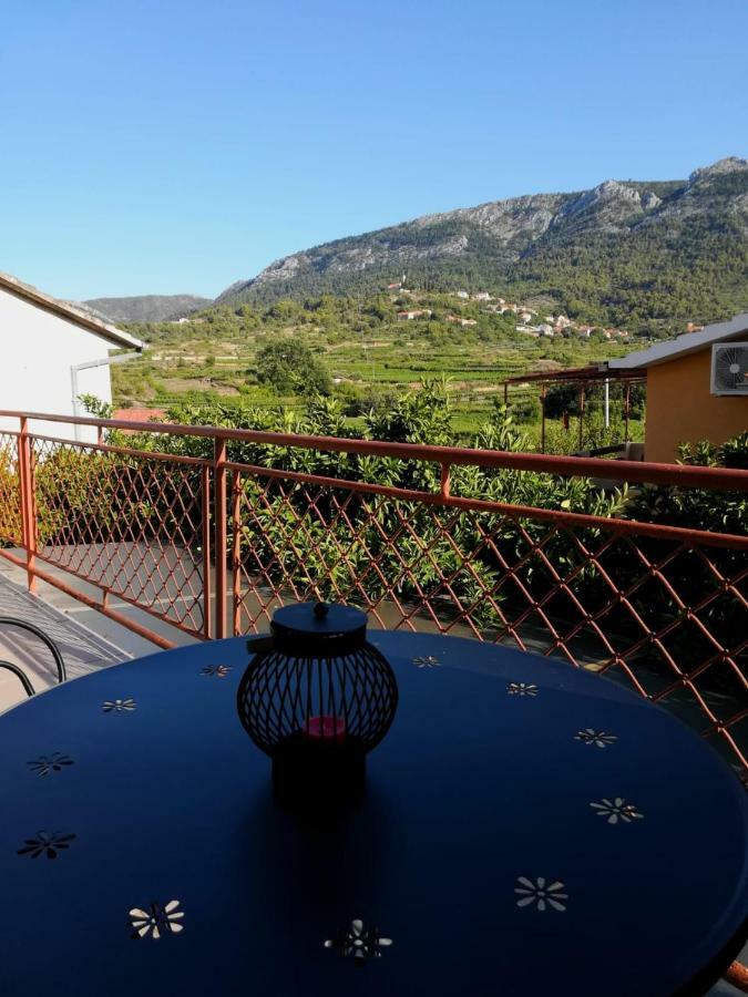 Holiday Home Leonida Jelsa  Bagian luar foto